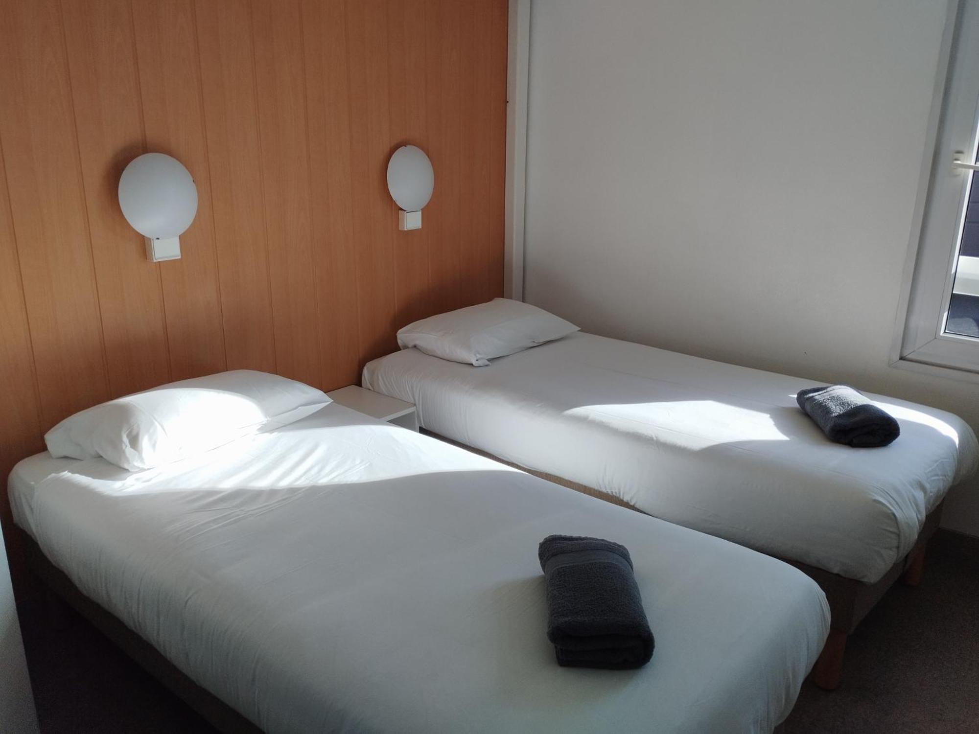 Fasthotel Clermont-Ferrand Gerzat Exteriör bild